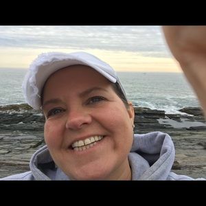 Meet your Posher, Robin